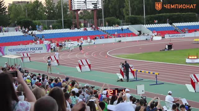 После победы Исинбаева совершила одну попытку на 5,07