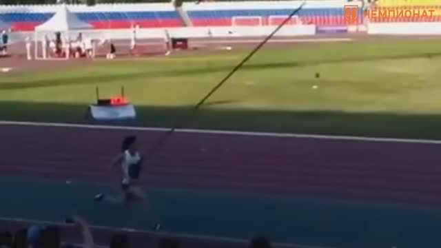 Квалификационный прыжок Елены Исинбаевой