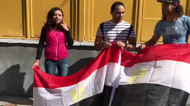 Египтяне поют в поддержку своей футбольной сборной