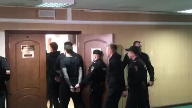 Кокорина и Мамаева доставили в зал суда