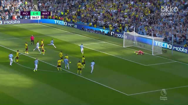 2:0. Агуэро («Ман. Сити») реализует пенальти за фол на Марезе