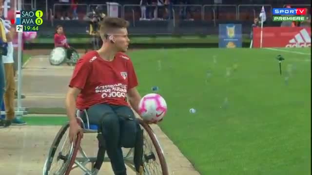 Инвалиды выступили болбоями в матче чемпионата Бразилии