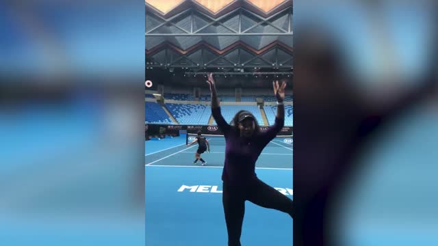 Серена станцевала на тренировке накануне Australian Open