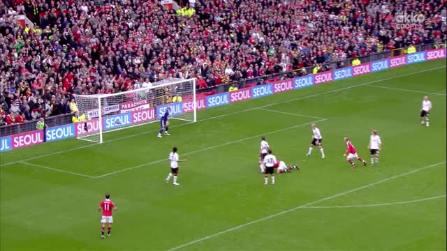 Гол Бербатова в матче «Манчестер Юнайтед» – «Ливерпуль