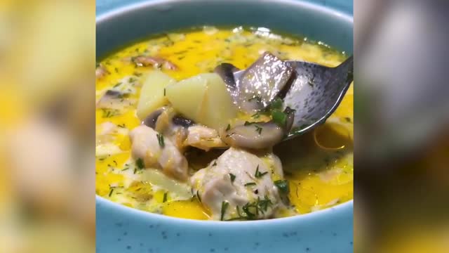 Как приготовить сливочно-грибной суп с курицей?