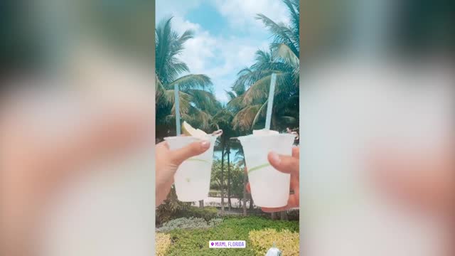 Седокова показала отдых с Тиммой в Майами