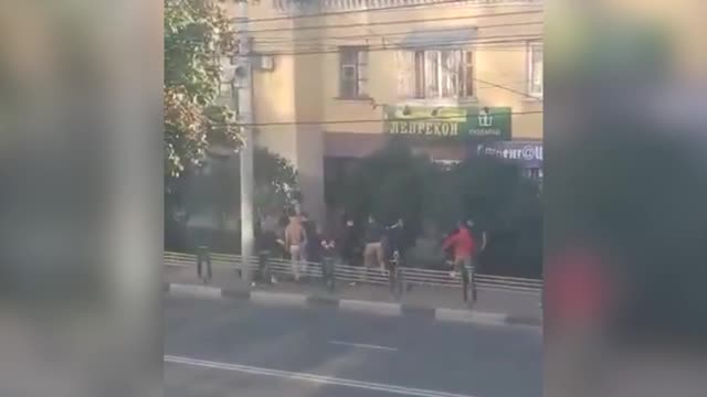 Болельщики «Спартака» стали участниками драки в центре Брянска