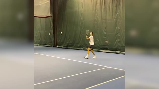 Хачанов провёл первую тренировку на турнире в Санкт-Петербурге