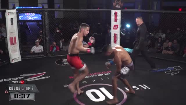 Шикарный фронткик в поединке на Titan FC 67