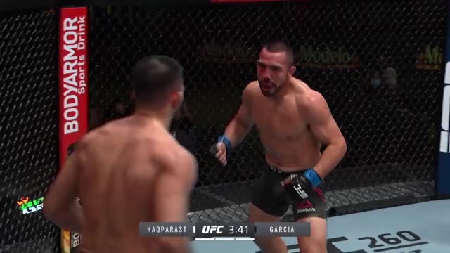 Боец из Афганистана одержал 4-ю победу в UFC