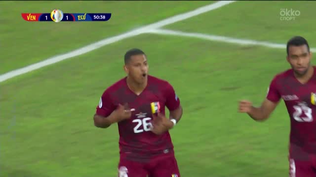 1:1. Кастильо (Венесуэла) головой забивает с прекрасного навеса
