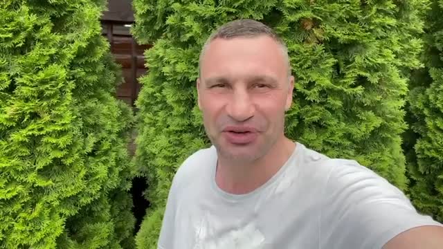 Виталий Кличко записал видео в поддержу сборной Украины