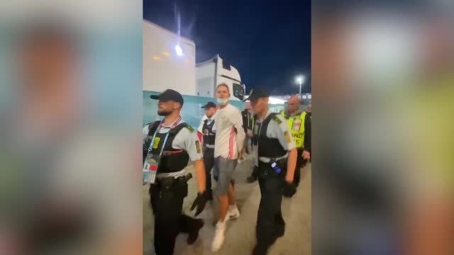 Российского болельщика задержала полиция