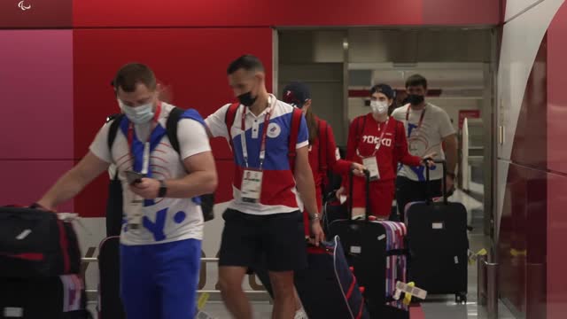 Российские спортсмены прибывают на Олимпийские игры