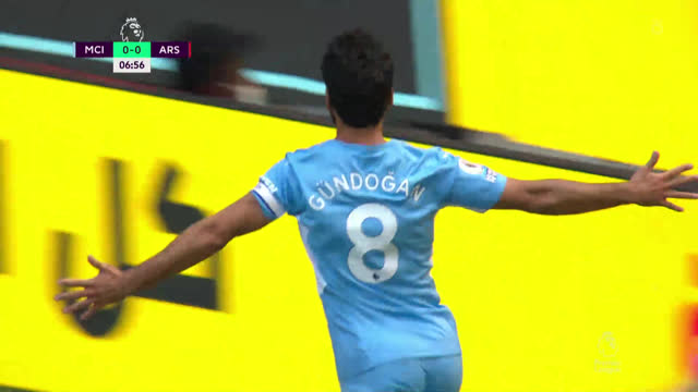 1:0. Гюндоган («Манчестер Сити») открывает счет с подачи Жезуса
