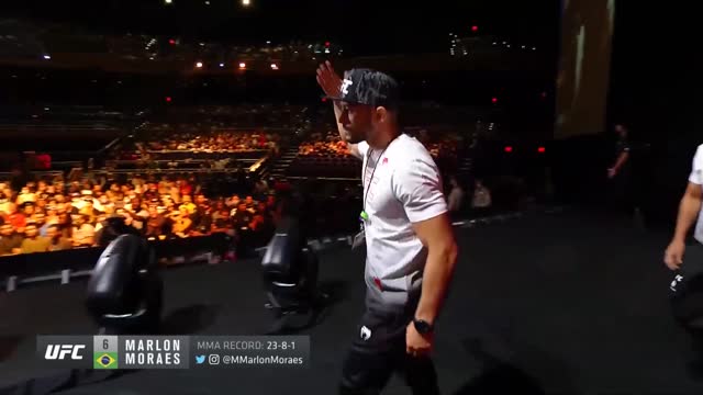 UFC 266. Церемония взвешивания и битвы взглядов