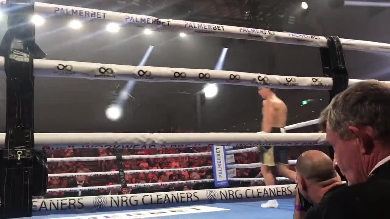 Никита Цзю дебютировал на профессиональном ринге нокаутом