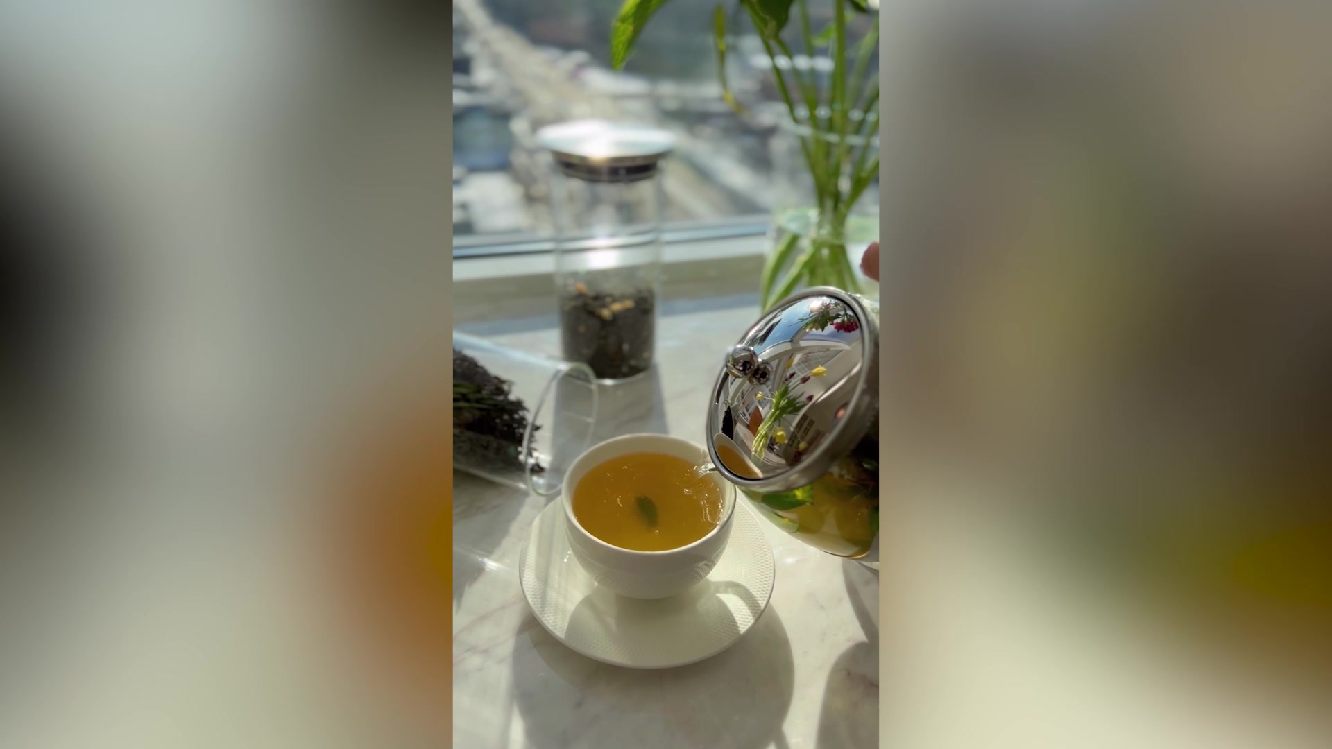 Как сделать чай с имбирём, мёдом и мятой