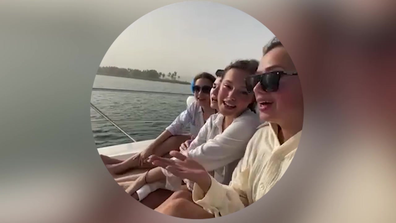 Алина Загитова отдыхает на яхте с Анной Щербаковой