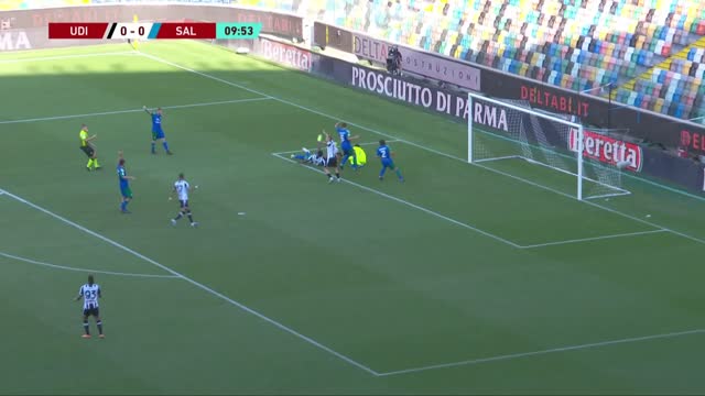 «Удинезе» одолел «ФеральпиСало» в матче Кубка Италии