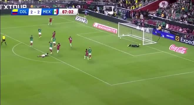 Игрок «Зенита» Барриос забил победный гол в матче Колумбии