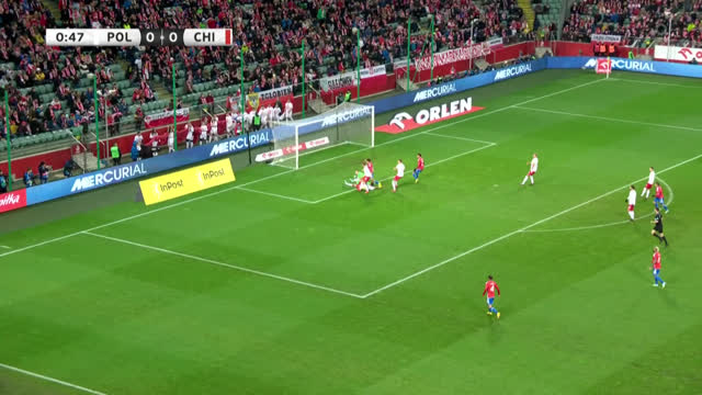 Гол Пёнтека принёс Польше победу в матче с Чили