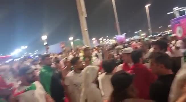Потасовка между фанатами Ирана после матча с США на ЧМ-2022