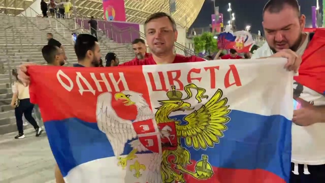 «По отношению к россиянам всё супер». Наши фанаты в Катаре