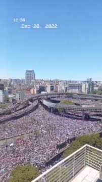 Миллионы людей на улицах Буэнос-Айреса после победы на ЧМ