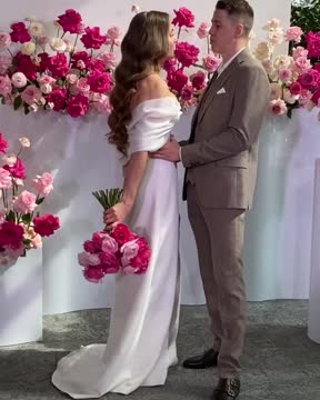 Анастасия Батманова и Василий Томшин отпраздновали свадьбу