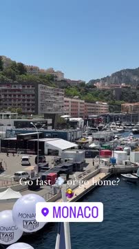 Шарапова веселится на этапе Гран-при Формулы 1 в Монако
