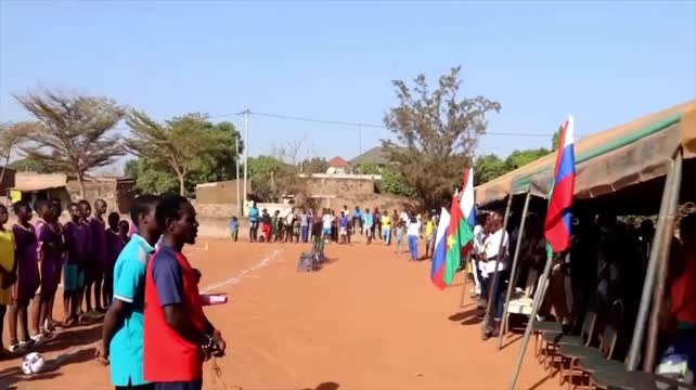 В Буркина-Фасо исполнили гимн России перед футбольным матчем
