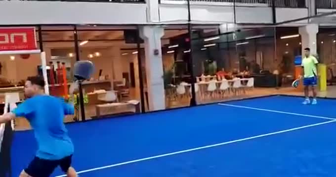 Лионель Месси сыграл в теннис