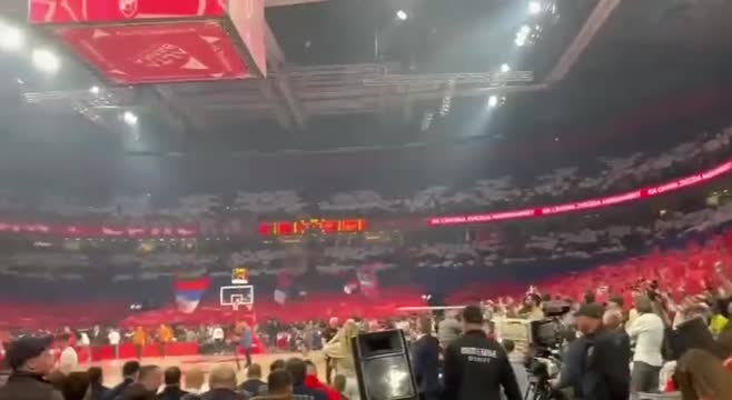 Сербы спели «Катюшу» перед матчем с «Жальгирисом»