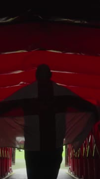 Тайсон Фьюри выходит на арене «Олд Траффорд»