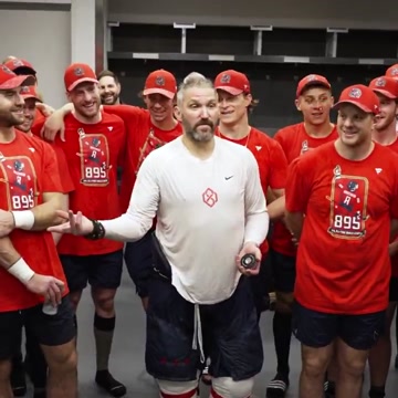 Гретцки обратился к Овечкину в раздевалке «Вашингтона»