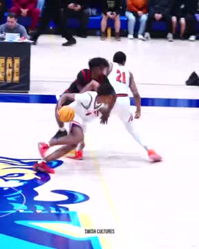 Как играет сын Гилберта Аренаса — Элайджа Аренас