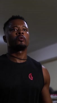 Патрис Эвра показал боксёрскую тренировку