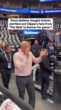 Владелец «Клипперс» Баллмер заводит фанатов