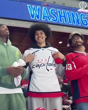 Игроки «Уизардс» Пул, Кулибали и Джордж на матче «Кэпиталз»