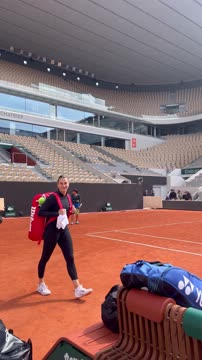 Арина Соболенко проводит первую тренировку на кортах «Ролан Гаррос»