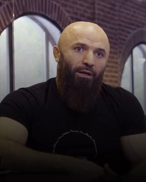 Исмаилов признался, что будет болеть за Белаза в бою со Шлеменко