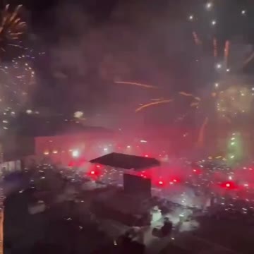 Неаполь ярко отметил победу своей команды в чемпионате Италии