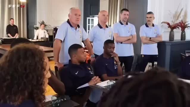 Мбаппе посмеялся над Тюрамом при чествовании победителей ЛЧ