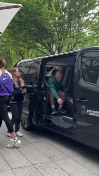 Соболенко и Гауфф прибыли на стадион перед финалом «Ролан Гаррос»