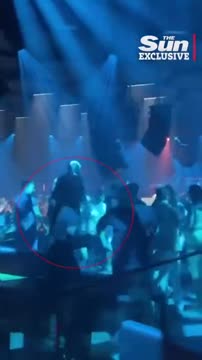 Макгрегор напал на посетителя в ночном клубе