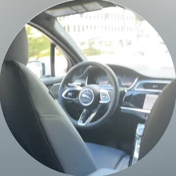 Сафонов показал, как едет в беспилотном такси в США