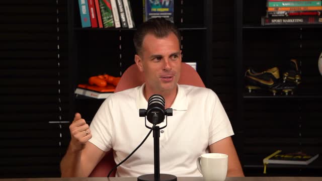 Экс-переводчик и менеджер сборной России Евгений Савин — в гостях у «Чемпионата»