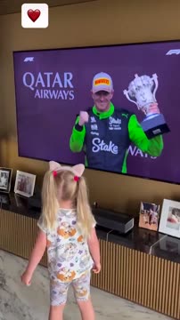 Дочь Хюлькенберга радуется первому подиуму отца в Формуле-1