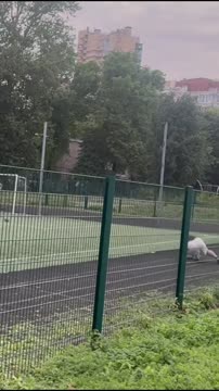 Радимов упал во время игры в футбол во дворе